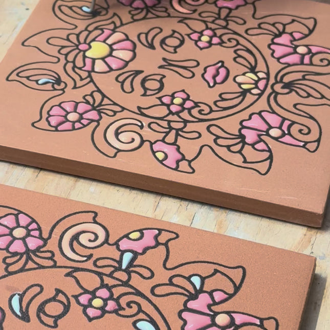 Talavera Sunface Tile (7828)